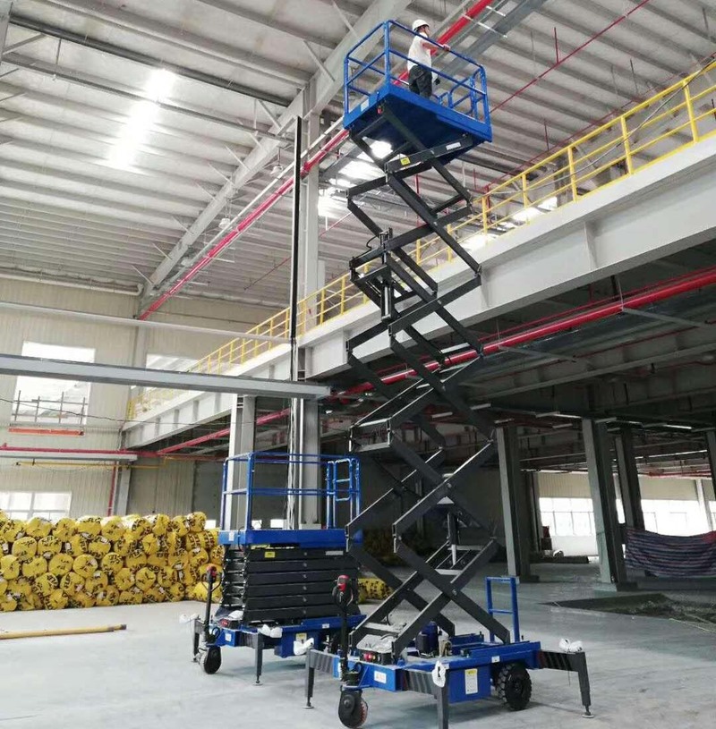 百色助力行走剪叉式高空作业平台